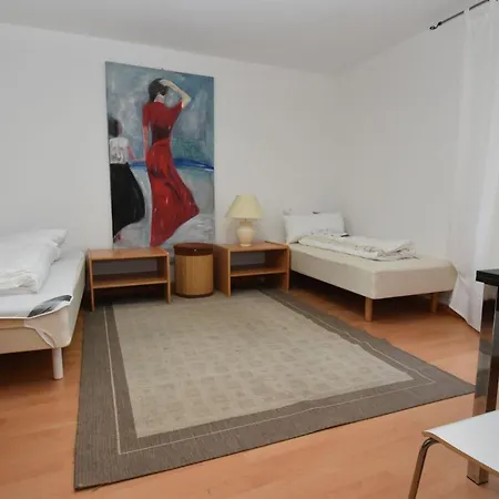 Apartment Hafen-ost Monteurwohnung Ii - Mit 2 Schlafzimmern Fuer Max 4 Personen *