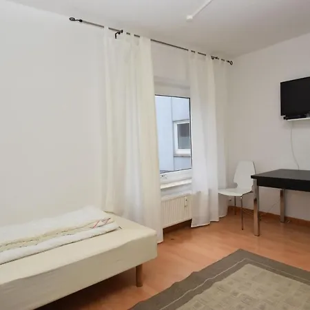 Hafen-ost Monteurwohnung Ii - Mit 2 Schlafzimmern Fuer Max 4 Personen Appartement *